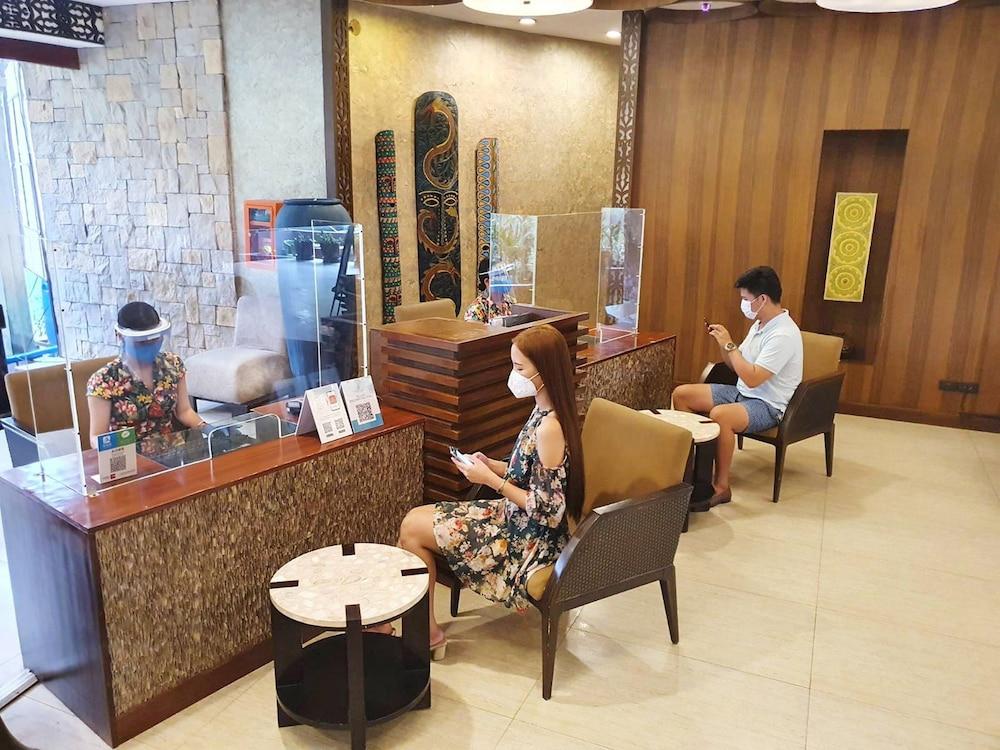 The Bellevue Resort Đảo Đảo Panglao Ngoại thất bức ảnh The lobby of the hotel