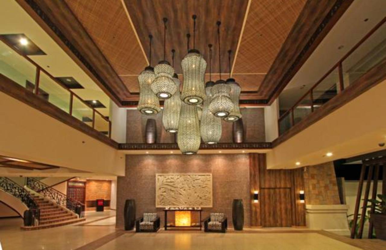 The Bellevue Resort Đảo Đảo Panglao Ngoại thất bức ảnh The lobby of the hotel